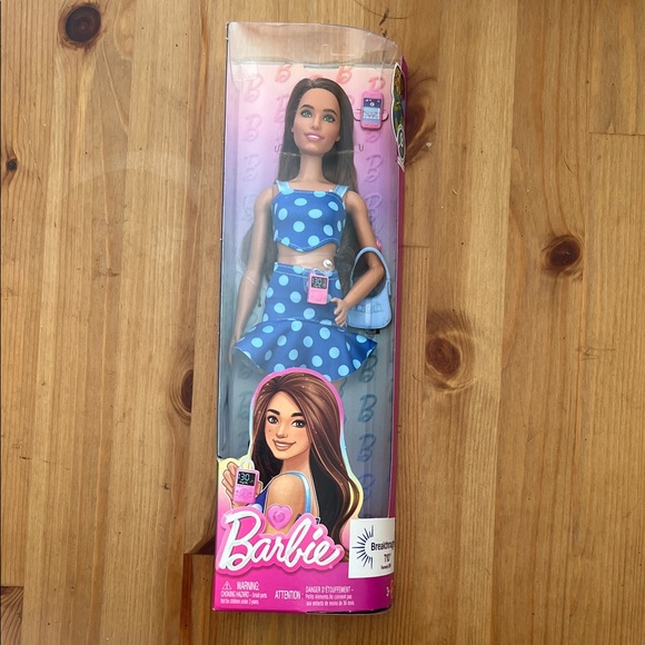 Barbie Other - Barbie fashionista doll (242)